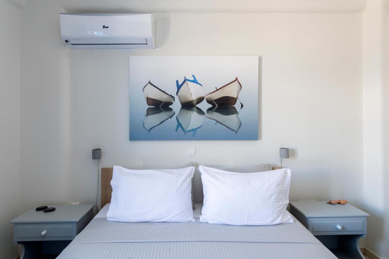 Just Blue With Amazing Sea Views In Piso Livadi Vila Exterior foto