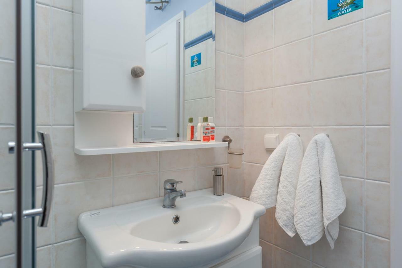 Just Blue With Amazing Sea Views In Piso Livadi Vila Exterior foto