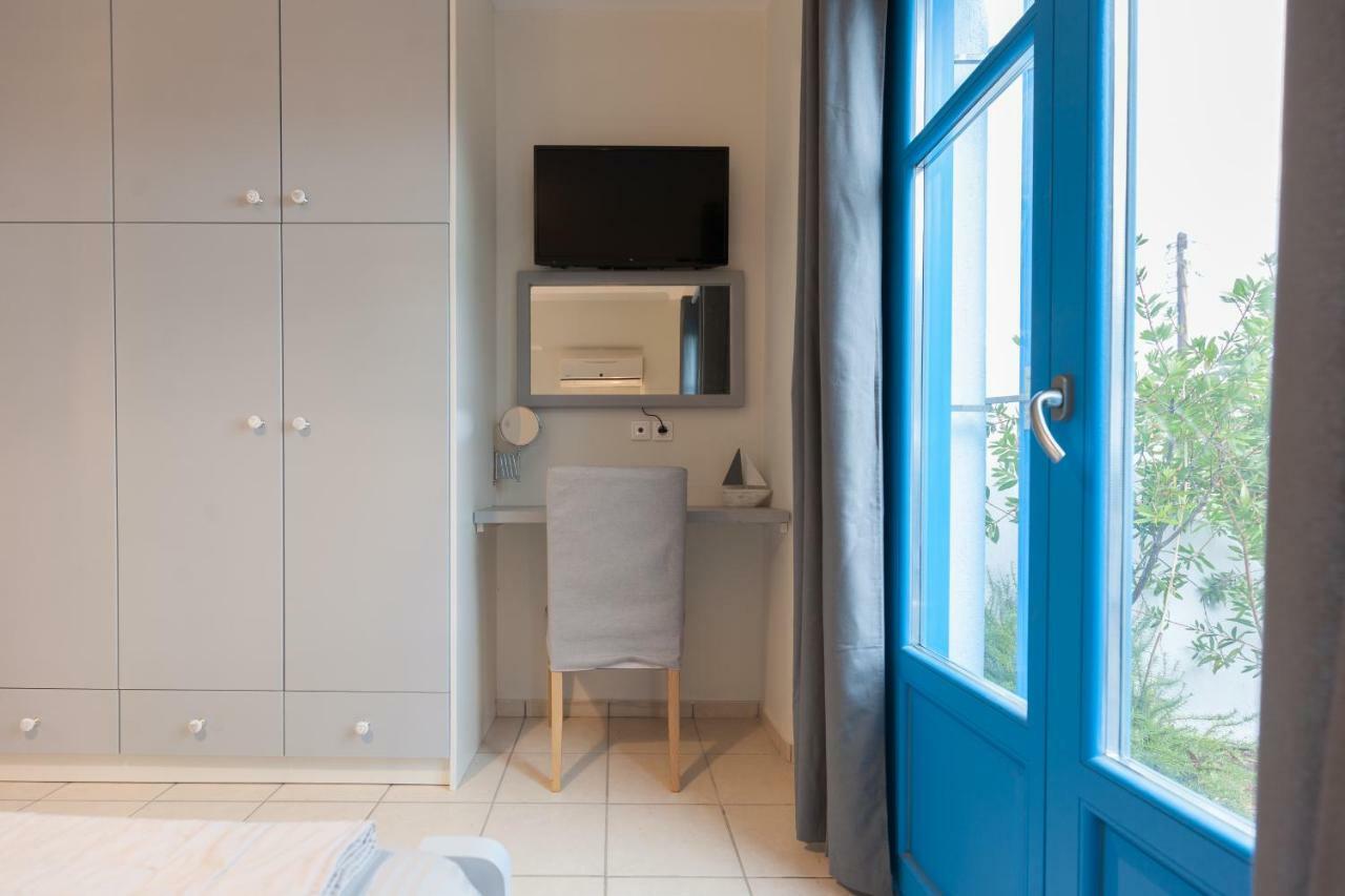 Just Blue With Amazing Sea Views In Piso Livadi Vila Exterior foto